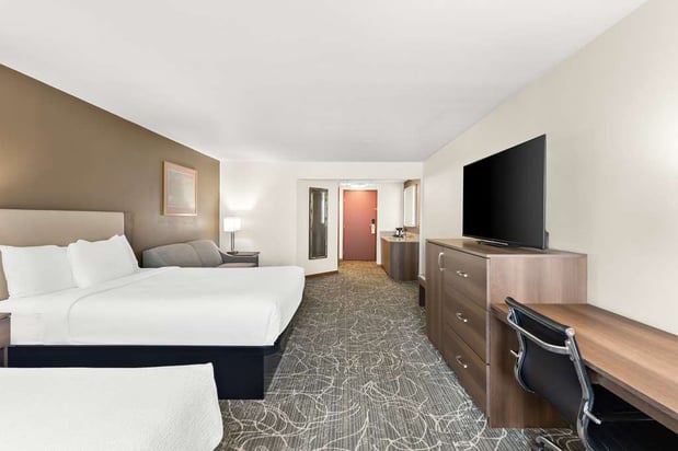 Images Best Western West Towne Suites