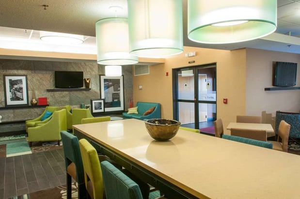 Images Hampton Inn Louisville-North/Clarksville