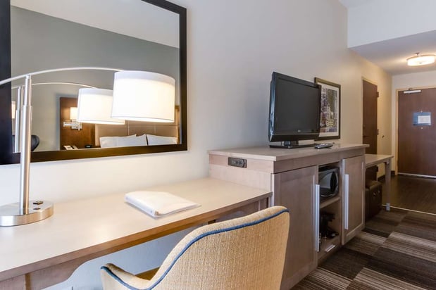 Images Hampton Inn Bellevue / Nashville-I-40 West
