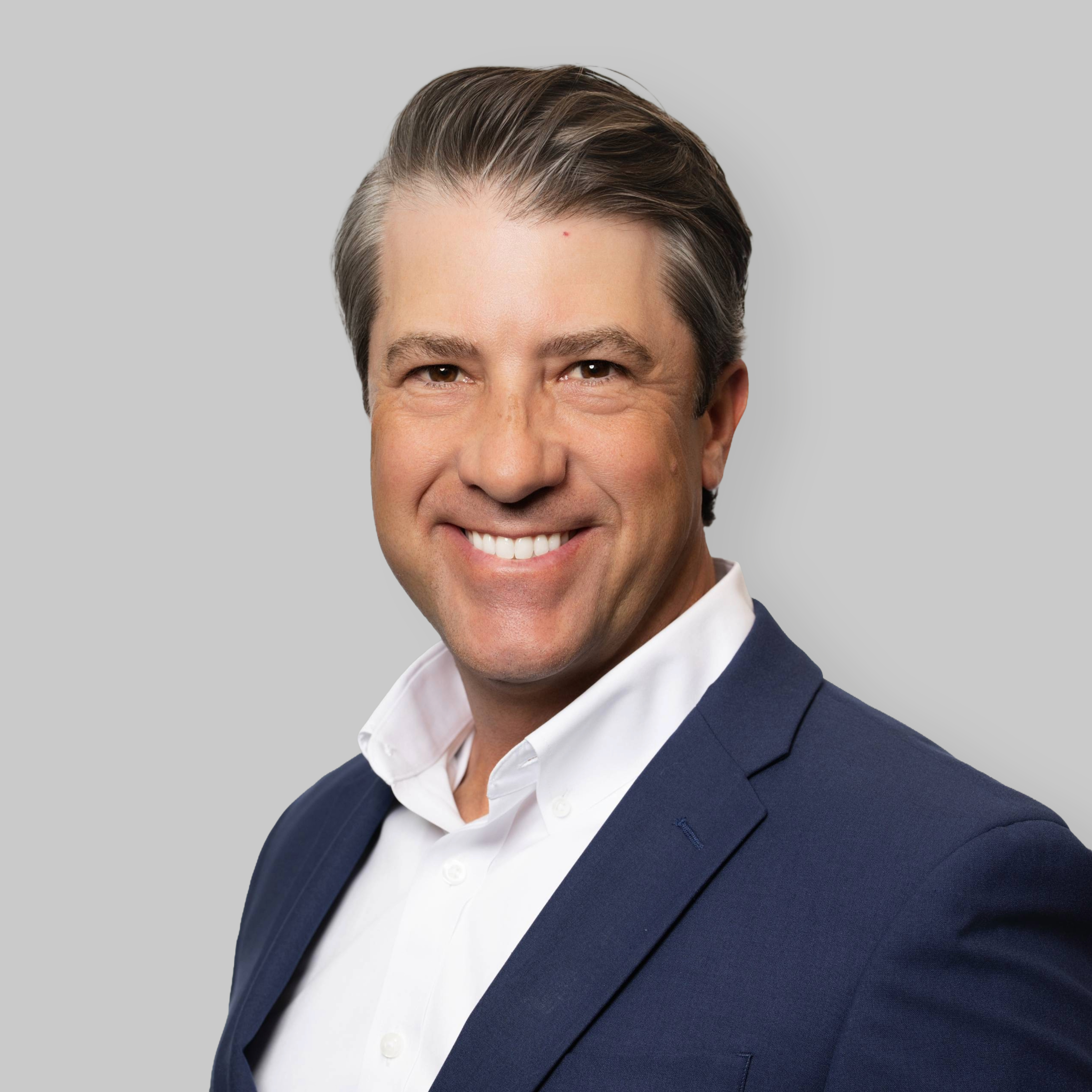 Headshot of Scott Meche, a wealth advisor at Chase