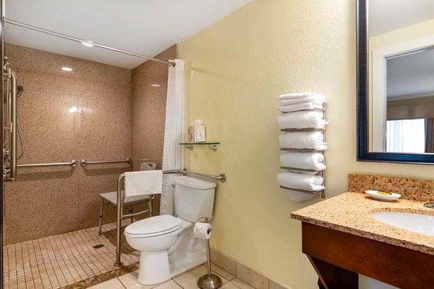 Images Best Western Plus Windjammer Inn & Conference Center