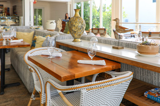 Yellowfin Bar & Kitchen Image