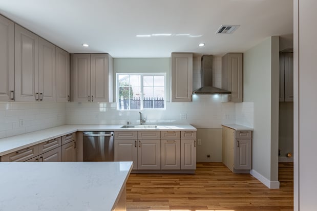 Images Allianz Capital Group, Michele Steggell, Realtor