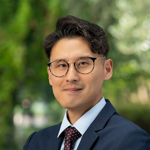 Hiroyasu (Kyle) Kikawa