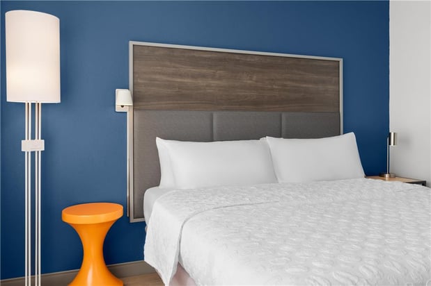 Images Tru By Hilton Kearney