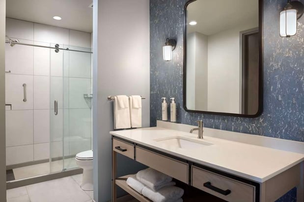 Images Embassy Suites by Hilton Bowling Green