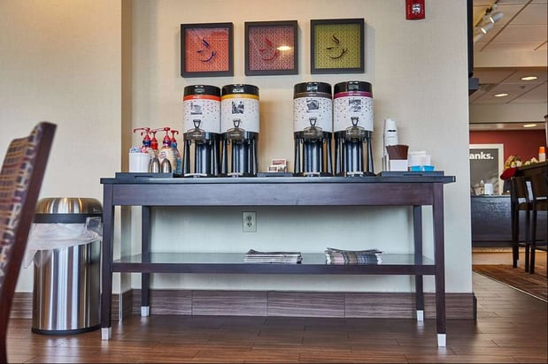 Images Hampton Inn Uniontown