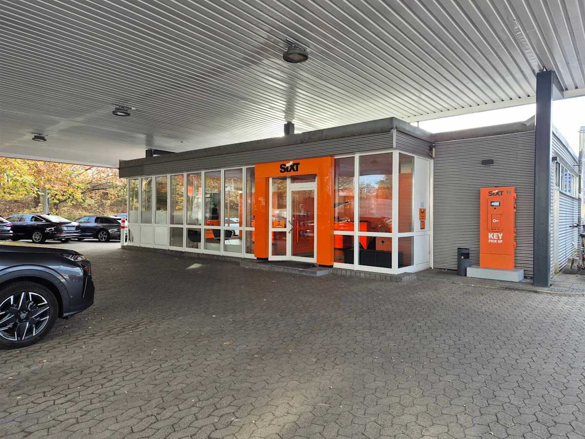 SIXT Autovermietung Braunschweig Süd, Berliner Platz 1B in Braunschweig