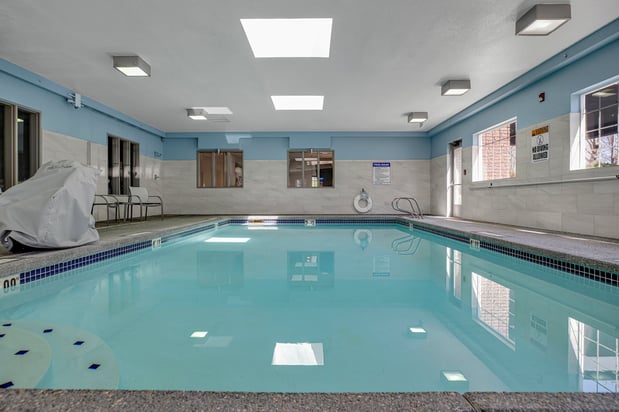Images Holiday Inn Express & Suites Portland-Jantzen Beach by IHG