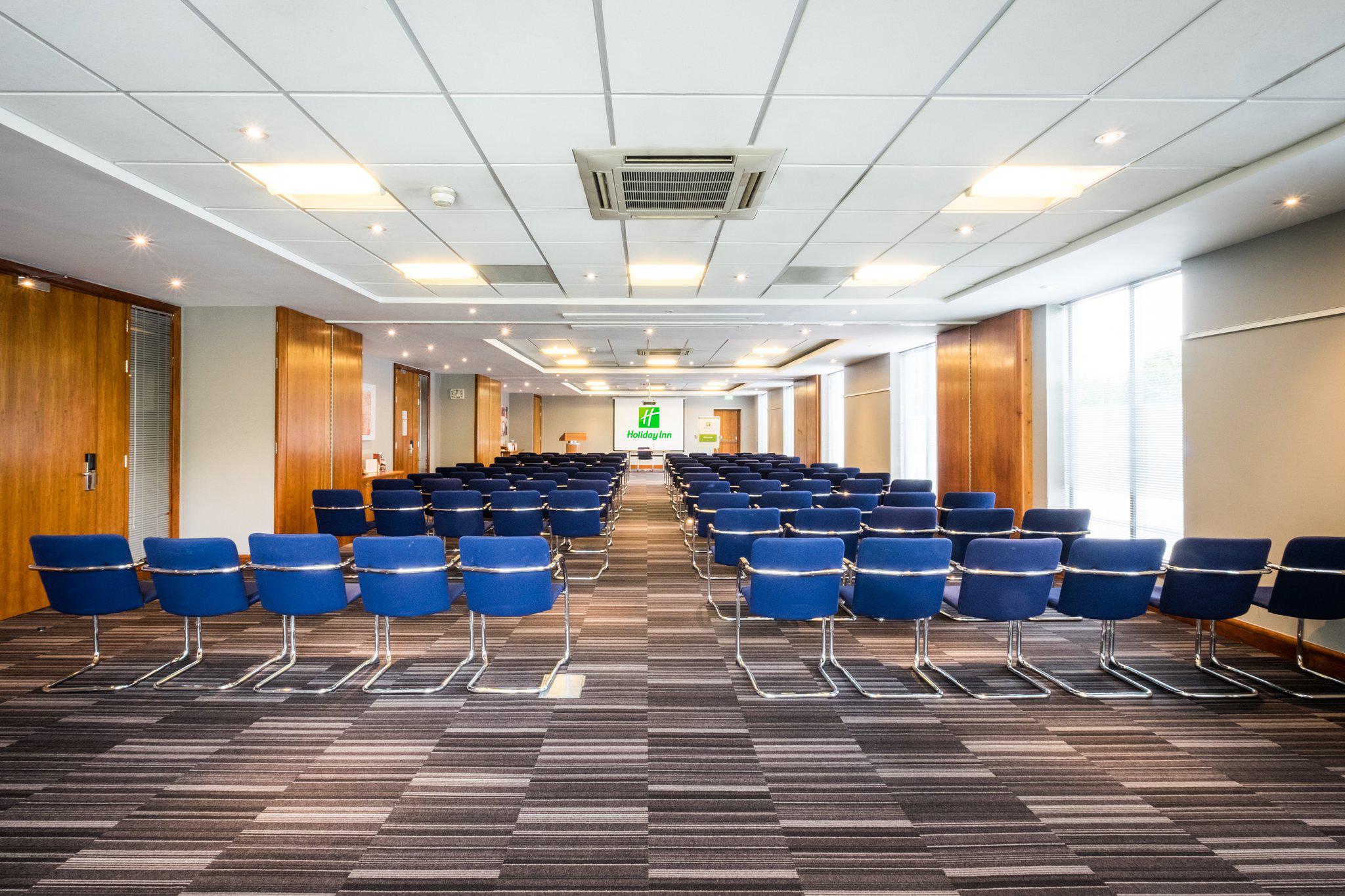 Images Holiday Inn London - Gatwick Airport, an IHG Hotel