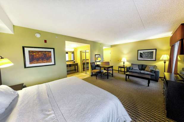Images Hampton Inn & Suites Chadds Ford