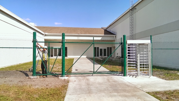Images Florida Fence Corp