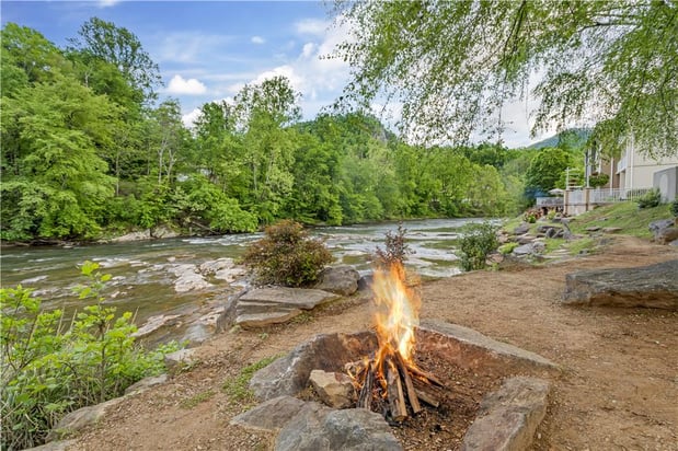 Images Best Western Plus River Escape Inn & Suites