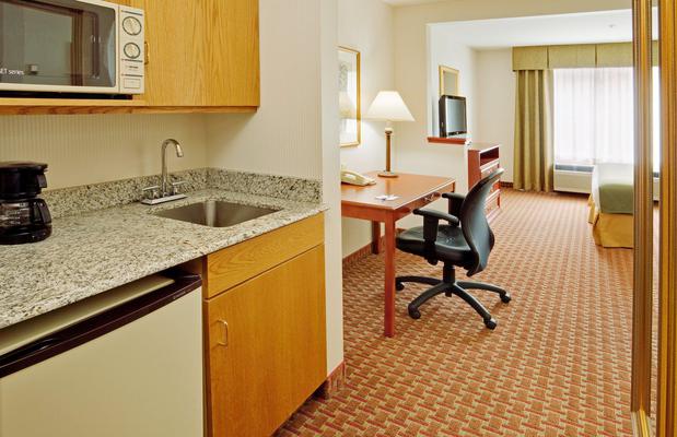 Images Holiday Inn Express & Suites Frackville, an IHG Hotel