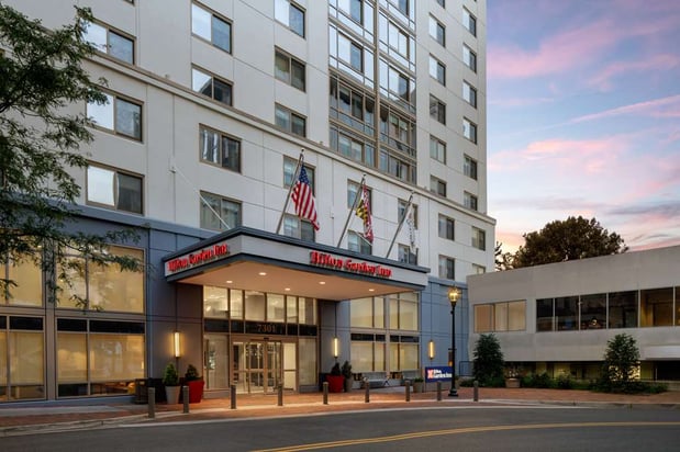 Images Hilton Garden Inn Bethesda Downtown