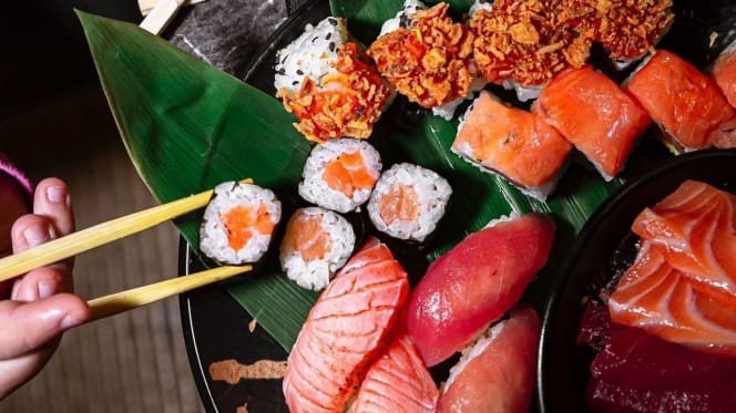 Images Sal Capone Sushi & Pizza