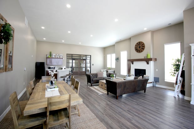 Images Clearfield Station Apartments