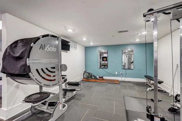 Images Aster Buckhead