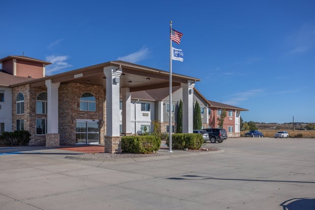 Images Holiday Inn Express & Suites Torrington by IHG