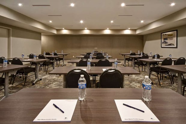Images DoubleTree by Hilton St. Louis Airport