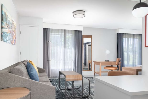 Images Homewood Suites by Hilton Detroit-Troy