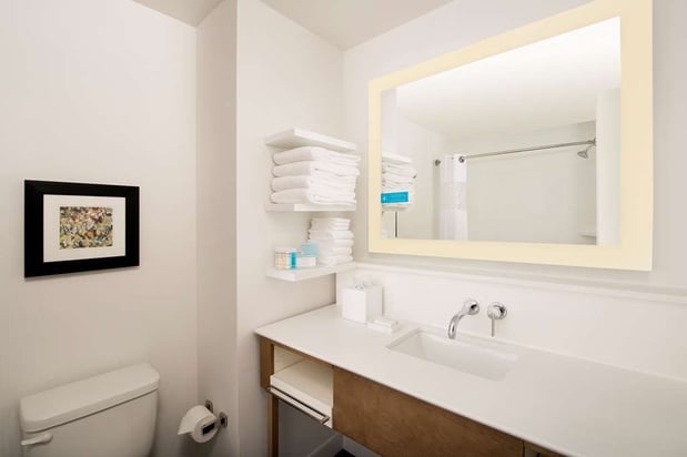 Images Hampton Inn Wilmington Downtown