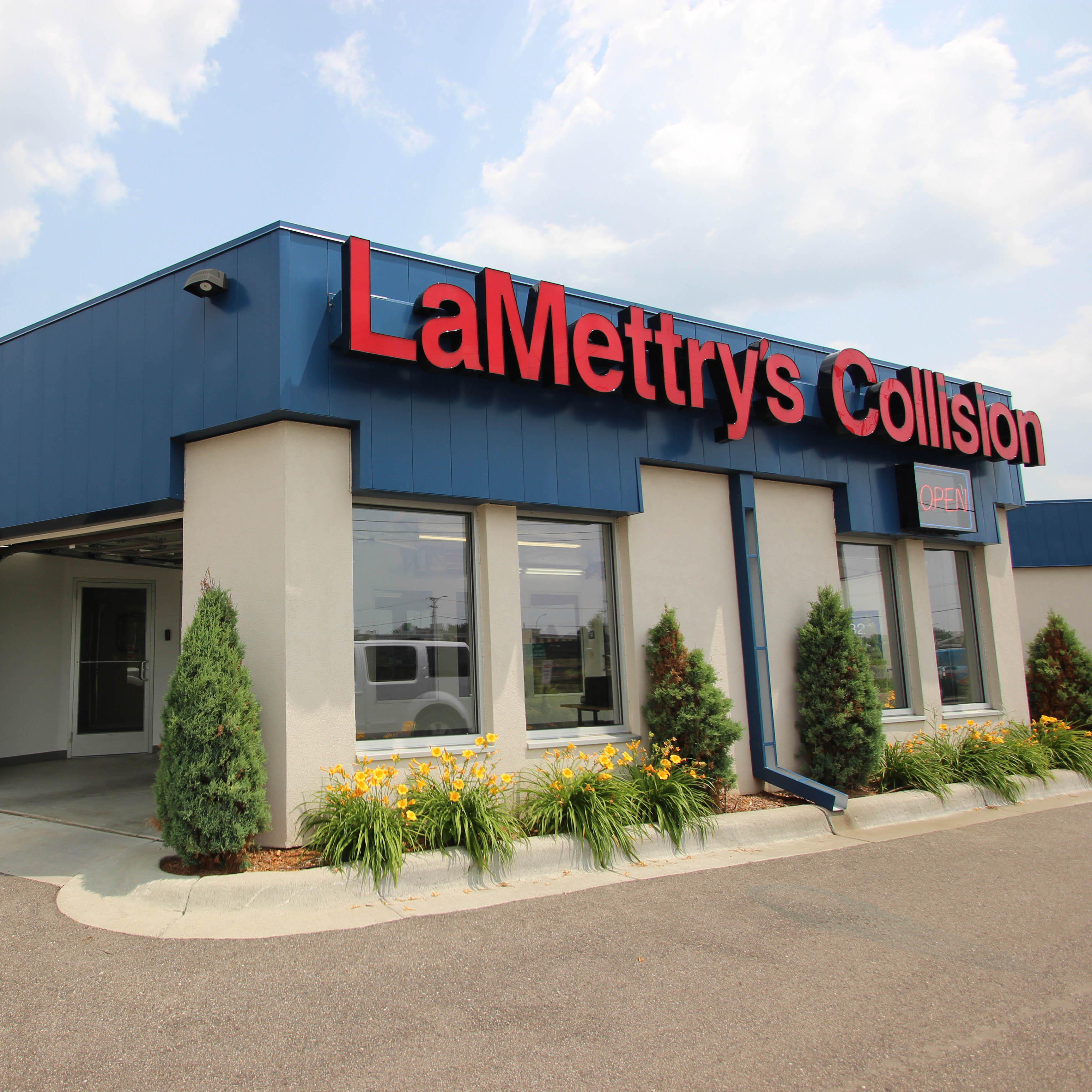 Image 3 | LaMettry's Collision, Inc.