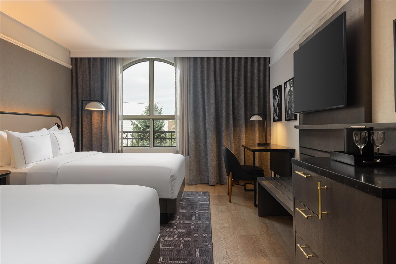 Images Hotel Vallea Bromont, Tapestry Collection by Hilton