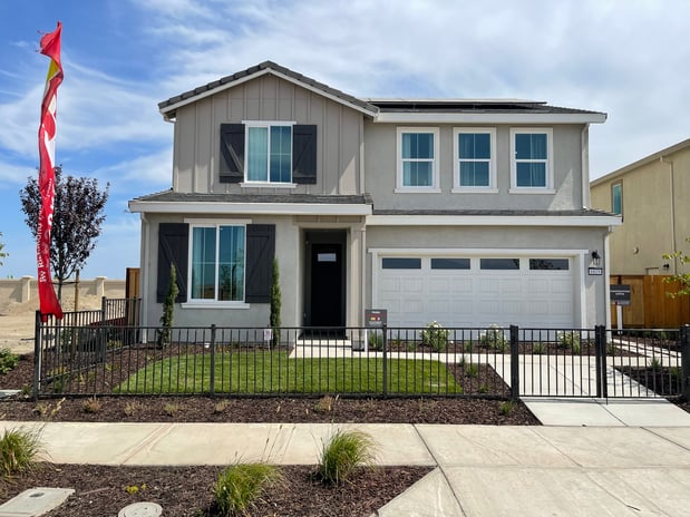 Images Autumn Trails at Westlake by Richmond American Homes