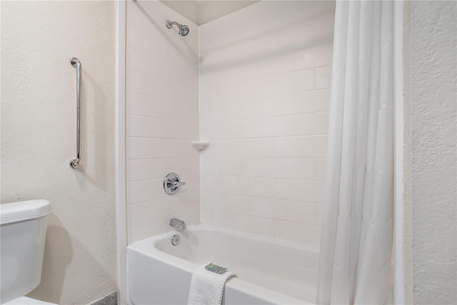 One King and Two Queen Bedroom - Bathroom