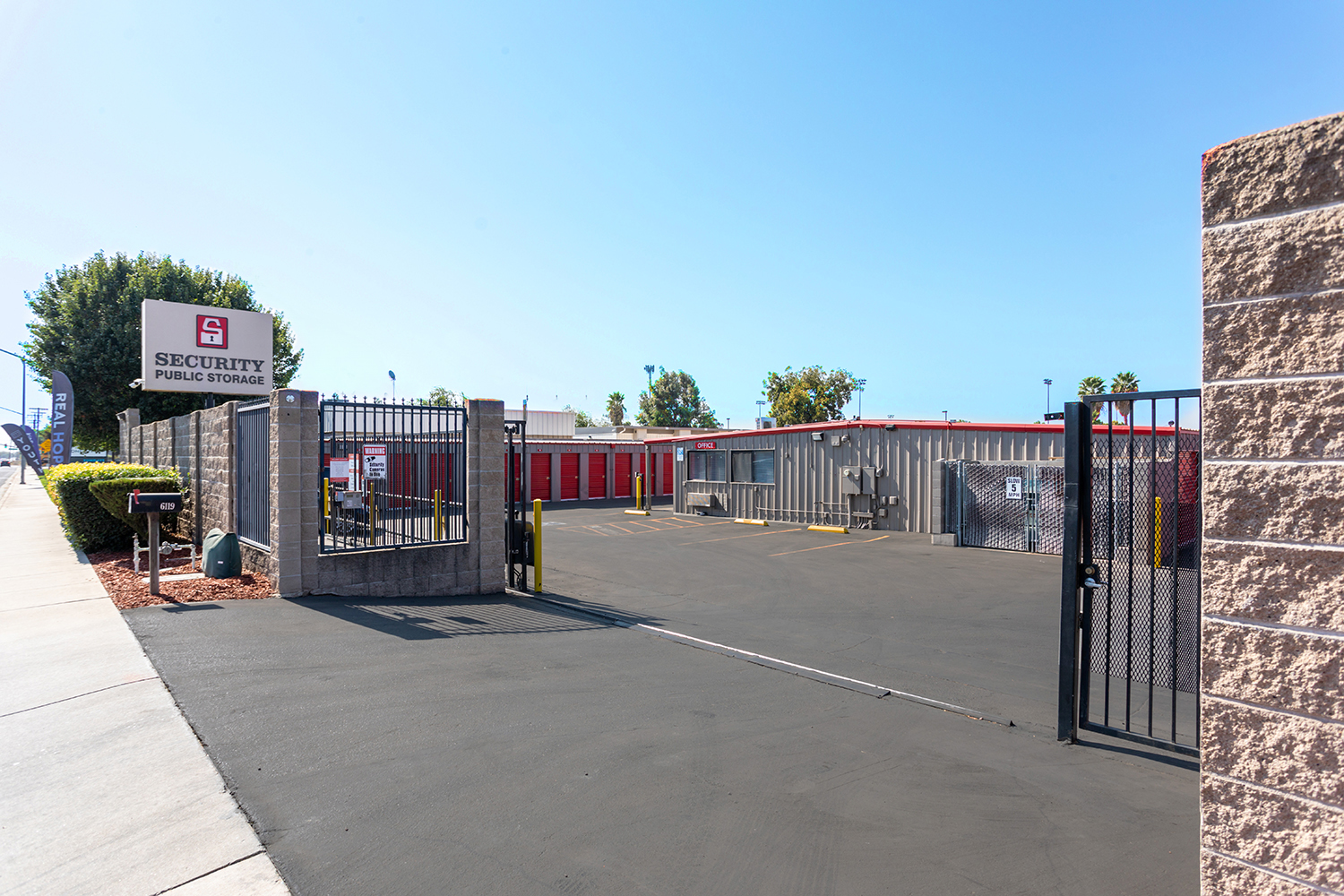 Fully-Gated Storage Facility in Riverbank, CA.