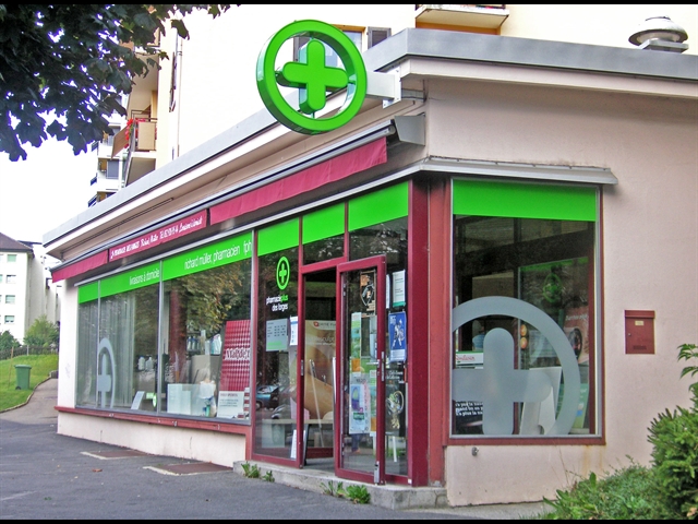 Bilder Pharmacieplus des Forges