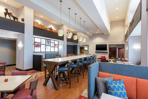 Images Hampton Inn & Suites by Hilton Marshalltown