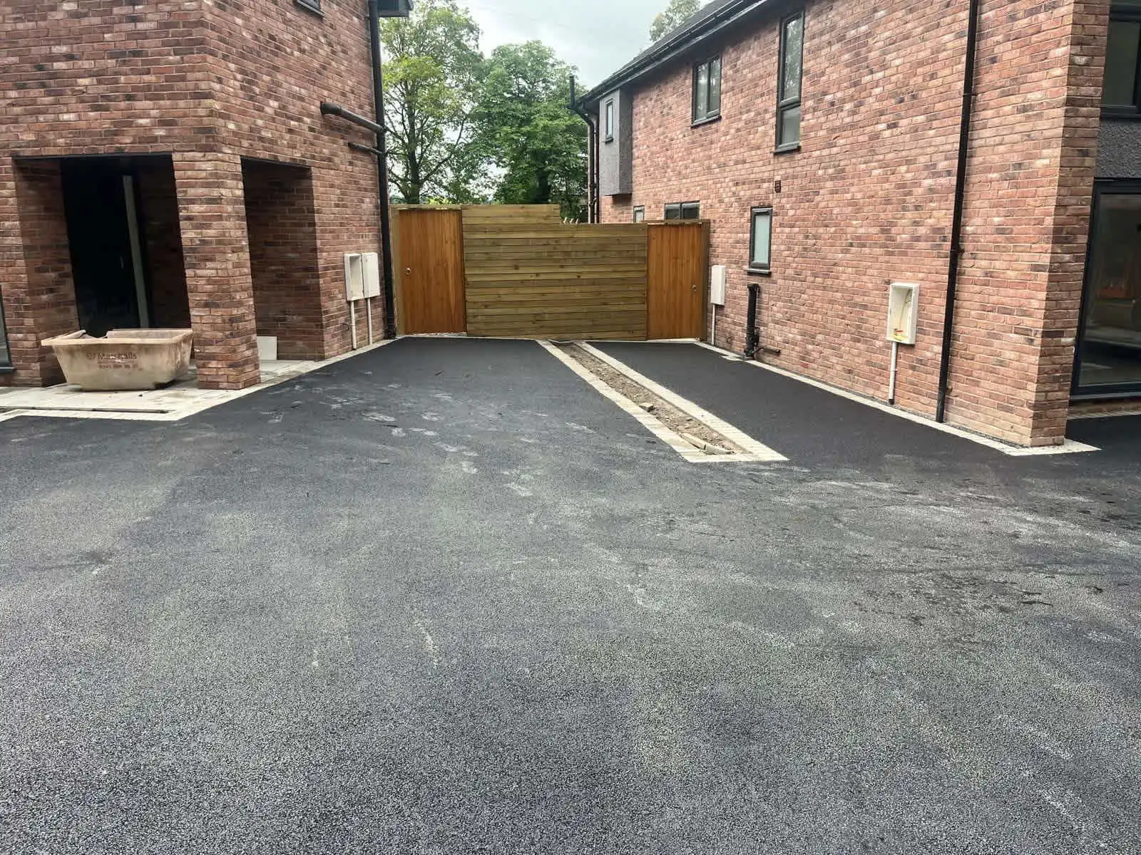 Images Groundforce Midlands Ltd