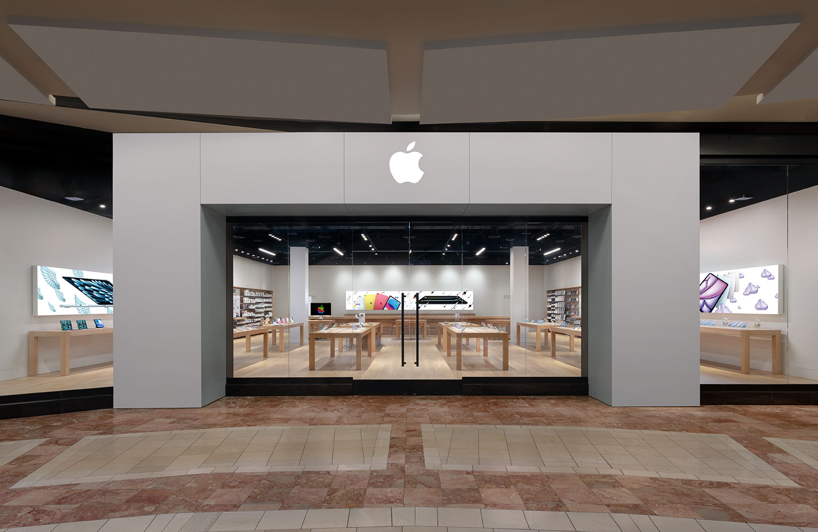 Apple South Coast Plaza Image
