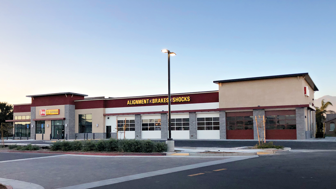 Les Schwab Tire Center