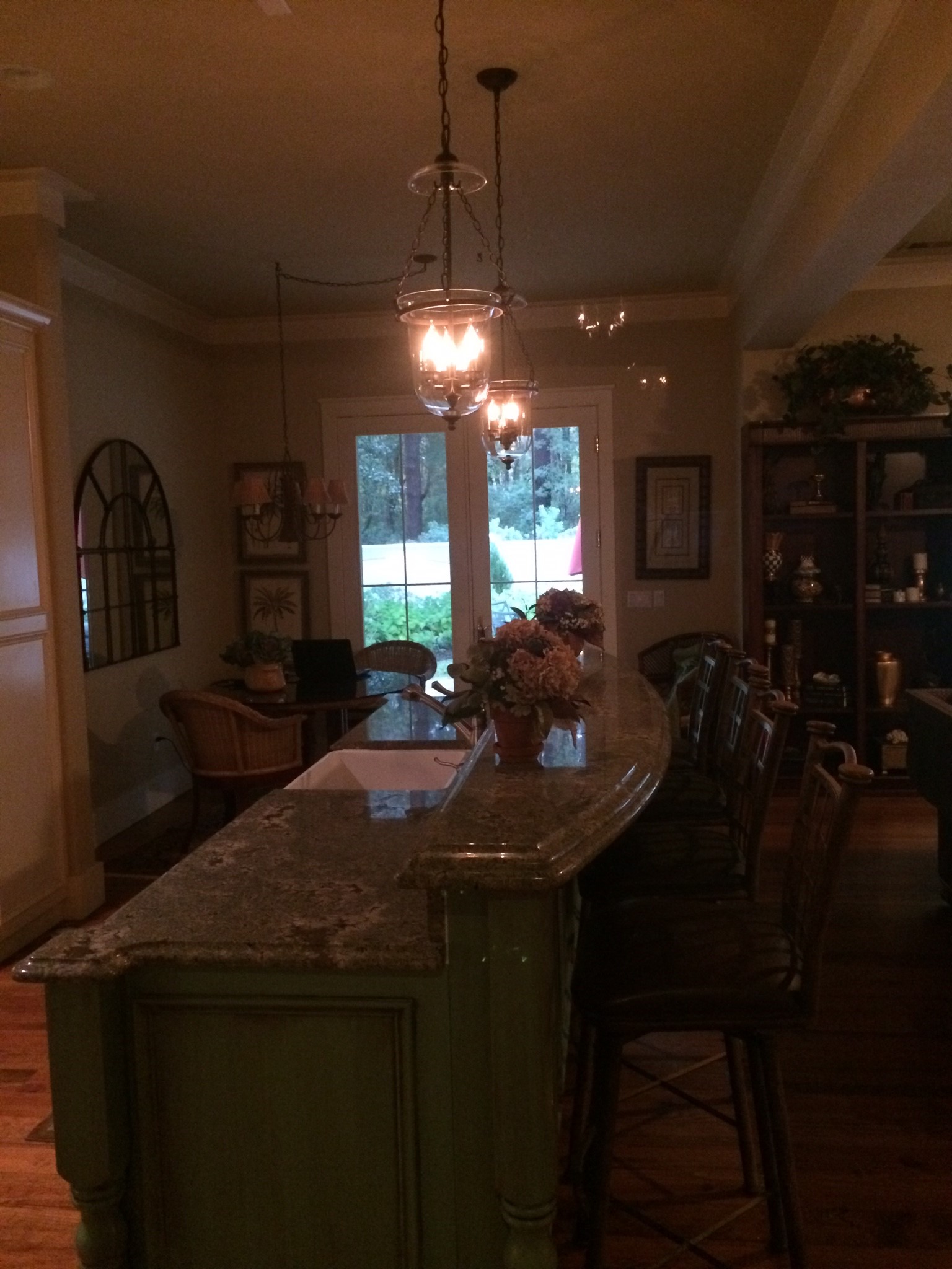 Dining room lighting