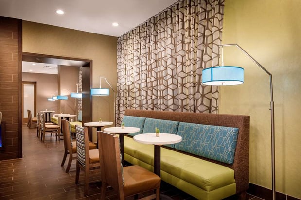 Images Hampton Inn Paramus