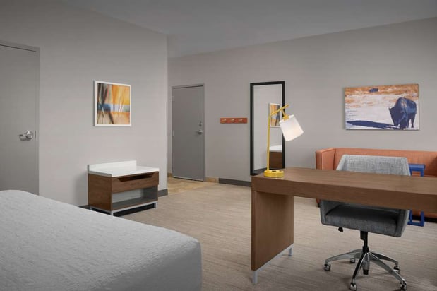 Images Hampton Inn & Suites Williston