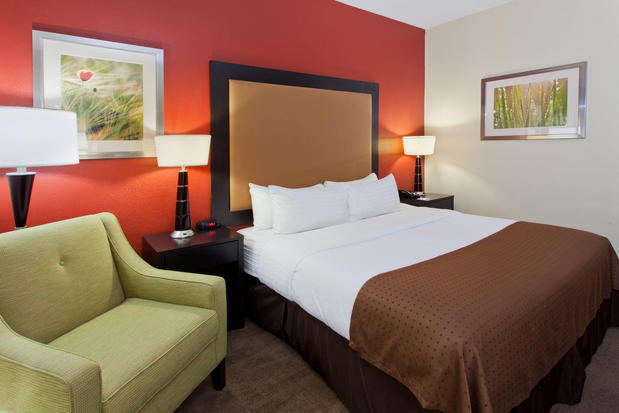 Images Holiday Inn Shreveport Downtown, an IHG Hotel