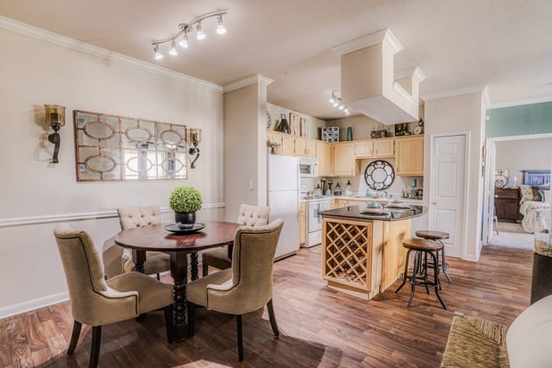 Images Cypress Lake at Stonebriar Apartments