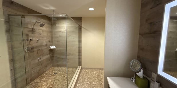 Images Hotel Indigo Traverse City by IHG