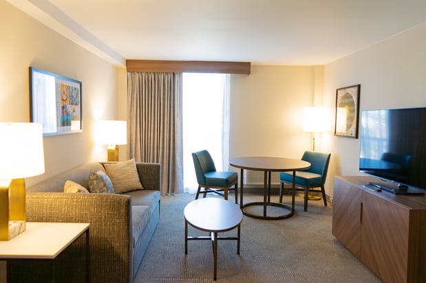 Images Holiday Inn Nashville-Vanderbilt (Dwtn) by IHG