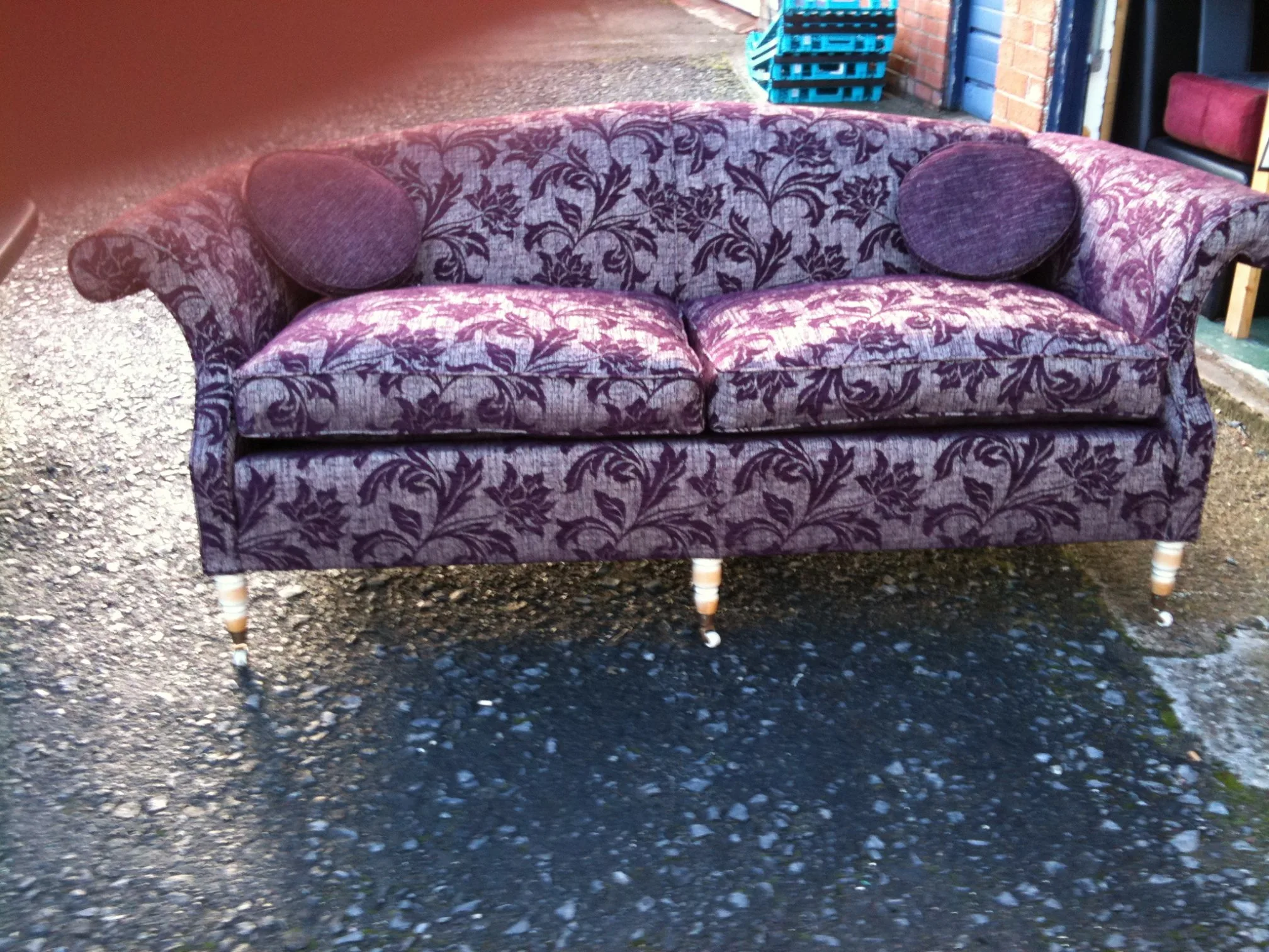 Images T.MC Upholstery