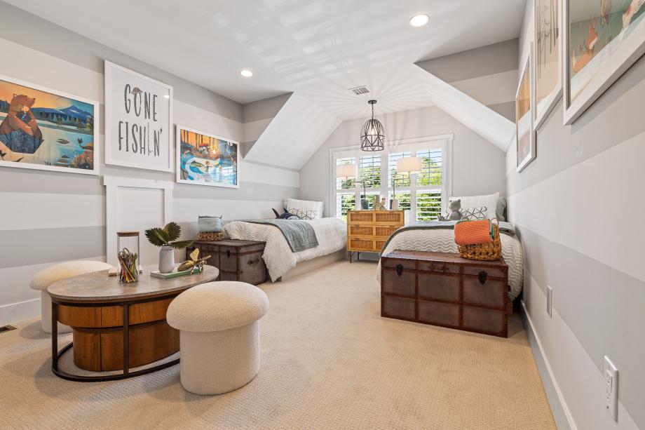 Regency at Glen Ellen - The Carriage Collection