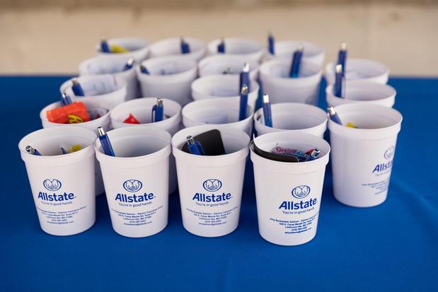 Images Amy Rychwalski Salmon: Allstate Insurance