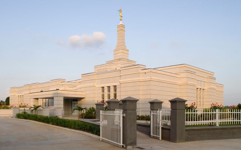 Fotos - Aba Nigeria Temple - 2