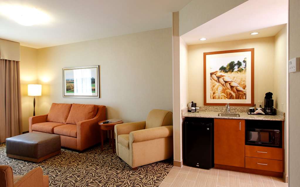 Guest room Hilton Garden Inn Cedar Falls Cedar Falls (319)266-6611