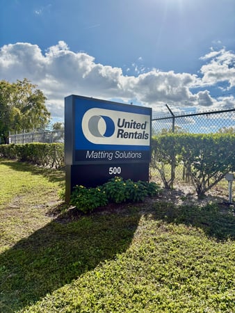 Images United Rentals - Ground Protection Matting