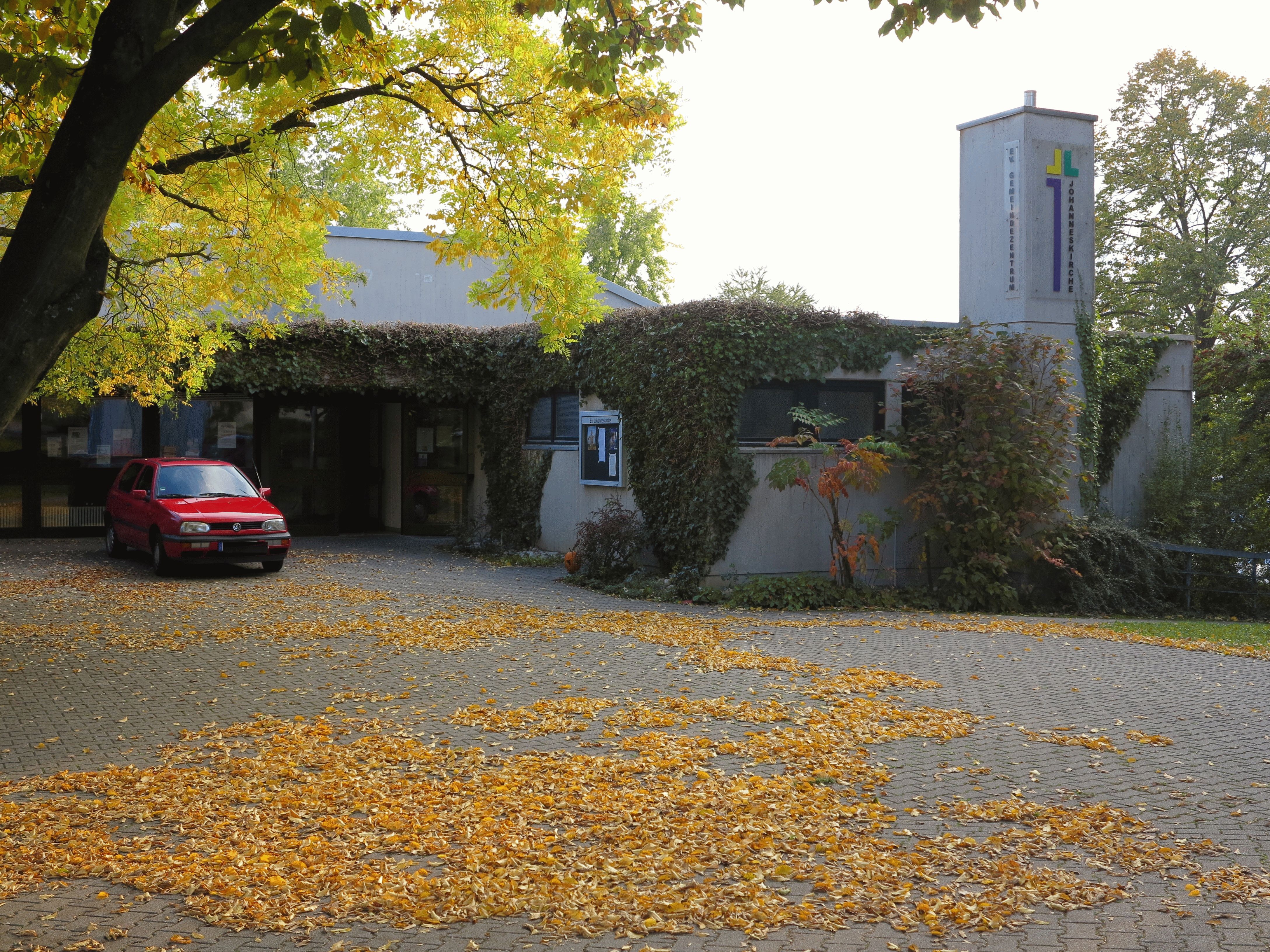 Johanneskirche Leutenbach - Evangelische Kirchengemeinde Leutenbach, Theodor Heuss Straße 32 in Leutenbach